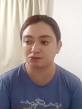 Snapshot of Anaa_Rose chatting on February 6, 2026, 8:34 pm Anaa Rose online show from February 6, 2026, 8:34 pm