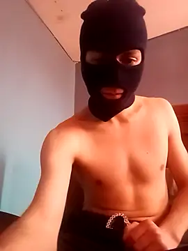 Snapshot of Sebas34_ chatting on October 21, 2025, 7:25 pm Sebas34 online show from October 21, 2025, 7:25 pm