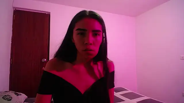 Candy Grey28 online show from October 20, 2025, 4:24 am