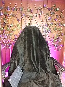 catalina santana20 online show from January 6, 2026, 6:00 pm