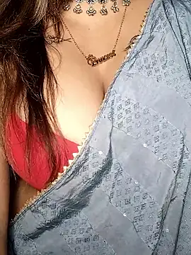 Snapshot of Shiny_HOT01 chatting on January 15, 2026, 9:58 am Shiny HOT01 online show from January 15, 2026, 9:58 am