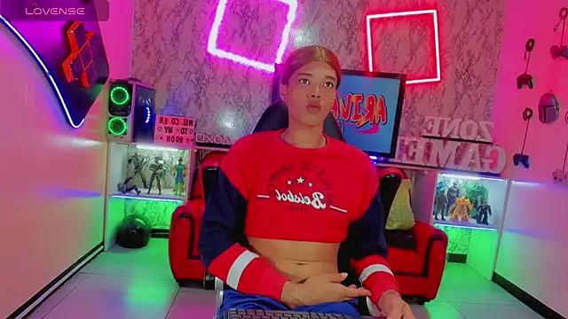 Madison Mujica online show from September 26, 2025, 11:14 am