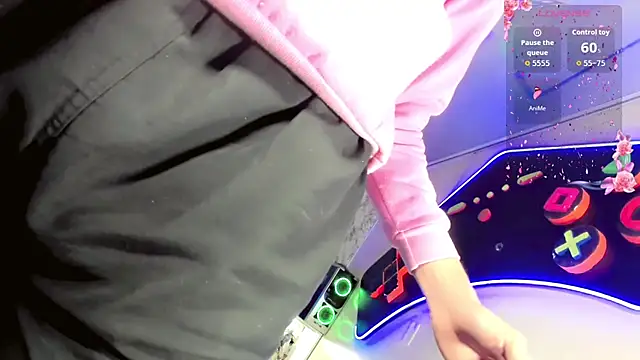 Madison Mujica online show from October 21, 2025, 11:00 am