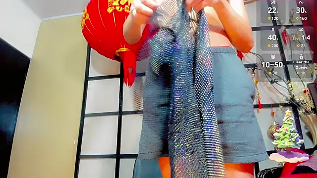 Madison Mujica online show from December 1, 2025, 11:15 am