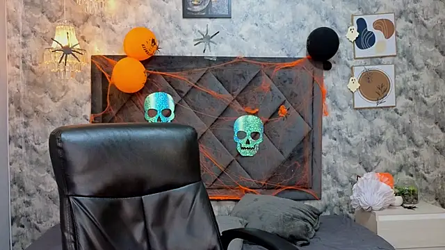 Apolo rousse1 online show from October 20, 2025, 9:37 pm