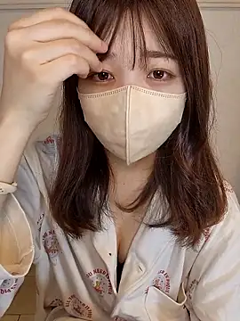 Snapshot of Sakura-japanese- chatting on April 18, 2026, 12:03 am Sakura-japanese- online show from April 18, 2026, 12:03 am