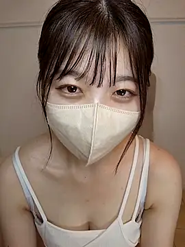 Snapshot of Sakura-japanese- chatting on May 12, 2026, 12:35 pm Sakura-japanese- online show from May 12, 2026, 12:35 pm
