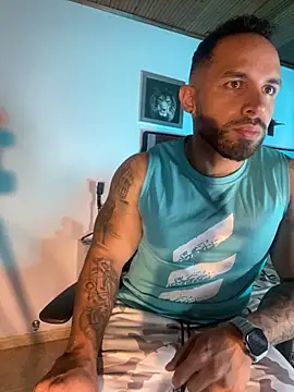 Snapshot of mason_fit chatting on October 8, 2025, 4:37 pm mason fit online show from October 8, 2025, 4:37 pm