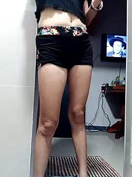 Snapshot of Mayumie05 chatting on February 9, 2026, 9:19 pm Mayumie05 online show from February 9, 2026, 9:19 pm