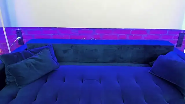 KattyRose8 online show from November 12, 2025, 5:35 pm