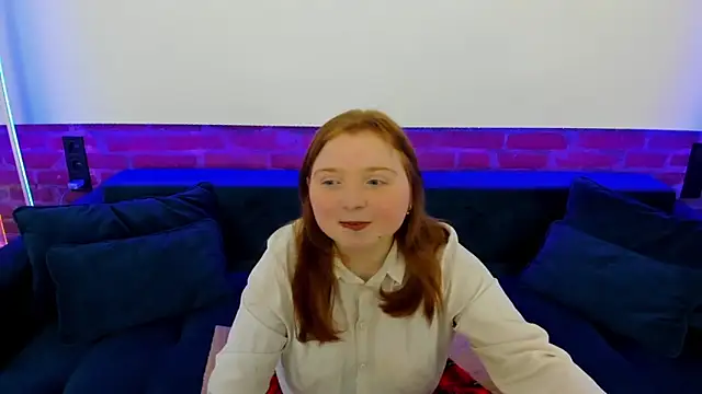 KattyRose8 online show from December 2, 2025, 7:09 pm