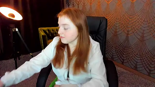 KattyRose8 online show from June 8, 2026, 5:02 pm
