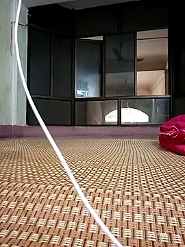 Kim-Anhh online show from October 8, 2025, 8:01 am