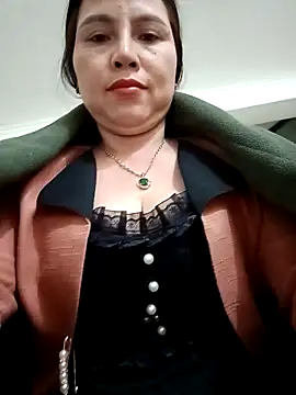 Kim-Anhh online show from November 29, 2025, 7:11 am