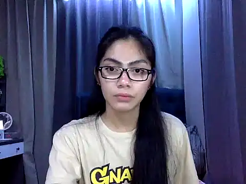 Snapshot of uramandapitite chatting on January 7, 2026, 11:56 am uramandapitite online show from January 7, 2026, 11:56 am