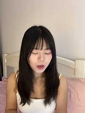 Ella-A9 online show from October 17, 2025, 7:00 am