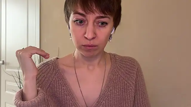 Snapshot of daniellia_ chatting on January 12, 2026, 8:52 am daniellia online show from January 12, 2026, 8:52 am