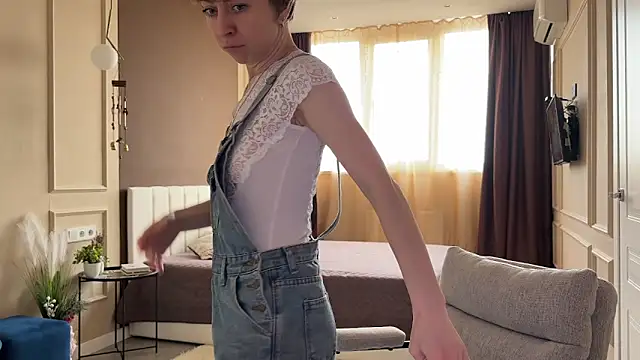 Snapshot of daniellia_ chatting on February 13, 2026, 10:33 am daniellia online show from February 13, 2026, 10:33 am