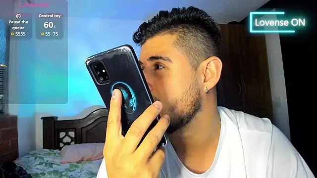 Snapshot of ryan_evanss chatting on October 14, 2025, 11:05 pm ryan evanss online show from October 14, 2025, 11:05 pm