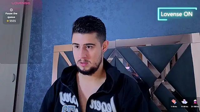 Snapshot of ryan_evanss chatting on October 19, 2025, 12:17 pm ryan evanss online show from October 19, 2025, 12:17 pm