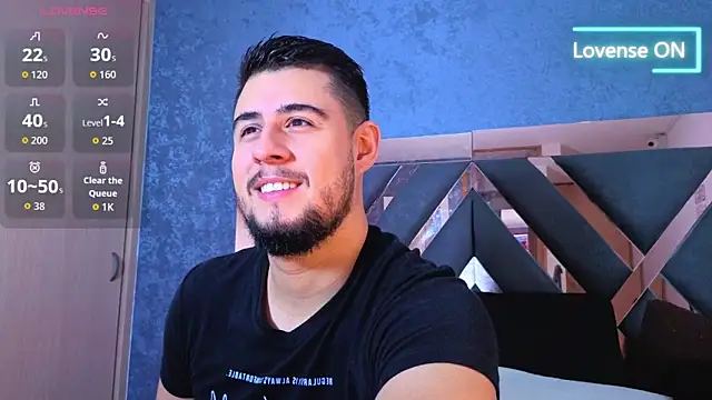 Snapshot of ryan_evanss chatting on October 29, 2025, 11:34 am ryan evanss online show from October 29, 2025, 11:34 am