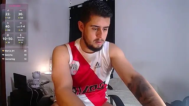 Snapshot of ryan_evanss chatting on November 9, 2025, 2:32 am ryan evanss online show from November 9, 2025, 2:32 am