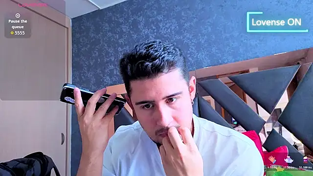 Snapshot of ryan_evanss chatting on November 22, 2025, 3:11 pm ryan evanss online show from November 22, 2025, 3:11 pm