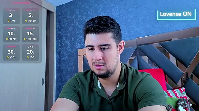 Snapshot of ryan_evanss chatting on November 24, 2025, 1:33 pm ryan evanss online show from November 24, 2025, 1:33 pm