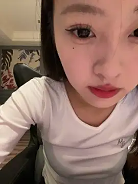 Snapshot of MengMeng0515 chatting on February 4, 2026, 2:56 pm MengMeng0515 online show from February 4, 2026, 2:56 pm