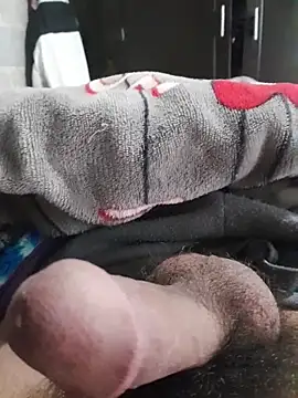 Snapshot of jann1900 chatting on December 15, 2025, 3:27 pm jann1900 online show from December 15, 2025, 3:27 pm