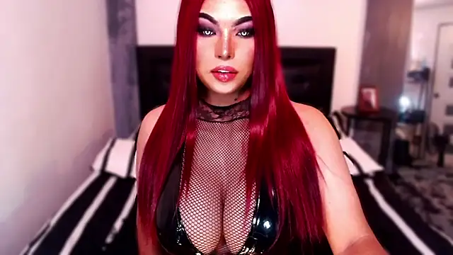 xTrixieMae online show from November 6, 2025, 6:14 am