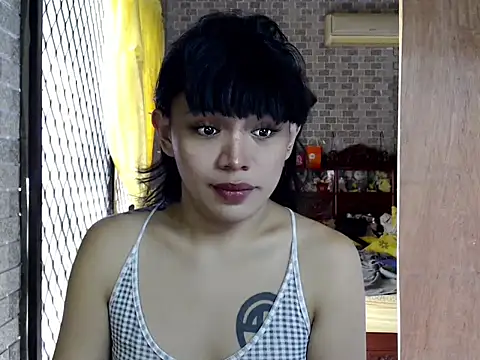 Snapshot of kylinexx chatting on April 30, 2026, 12:17 am kylinexx online show from April 30, 2026, 12:17 am