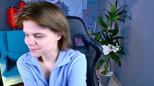 Snapshot of EllieMurler chatting on November 9, 2025, 9:07 am EllieMurler online show from November 9, 2025, 9:07 am