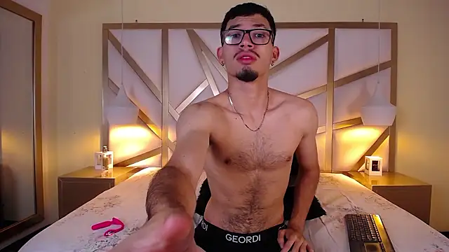 Jaxon Carter online show from January 14, 2026, 2:17 am