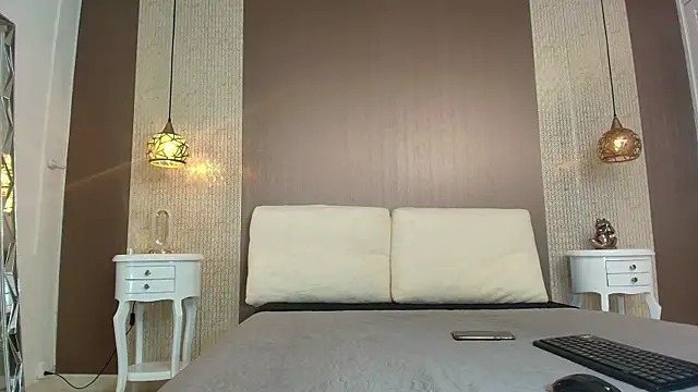 Snapshot of Tiifany_Baker chatting on October 28, 2025, 7:49 pm Tiifany Baker online show from October 28, 2025, 7:49 pm