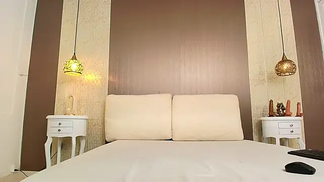 Snapshot of Tiifany_Baker chatting on November 25, 2025, 7:47 pm Tiifany Baker online show from November 25, 2025, 7:47 pm