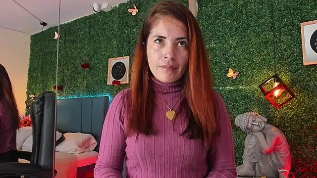 Snapshot of Linagh_ chatting on April 10, 2026, 11:26 am Linagh online show from April 10, 2026, 11:26 am