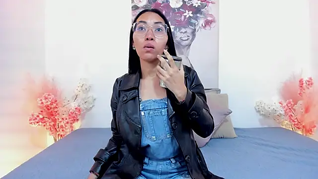 Snapshot of lucyy_liiuu chatting on November 1, 2025, 1:02 pm lucyy liiuu online show from November 1, 2025, 1:02 pm