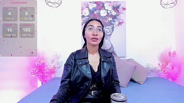 Snapshot of lucyy_liiuu chatting on November 7, 2025, 1:11 pm lucyy liiuu online show from November 7, 2025, 1:11 pm