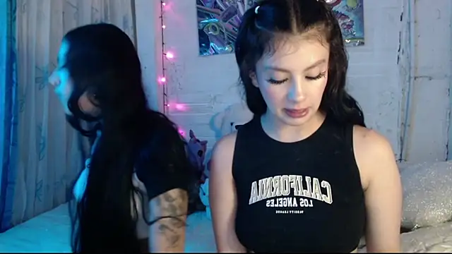 Snapshot of Pamelaa_reyess_2 chatting on March 13, 2026, 2:18 am Pamelaa reyess 2 online show from March 13, 2026, 2:18 am