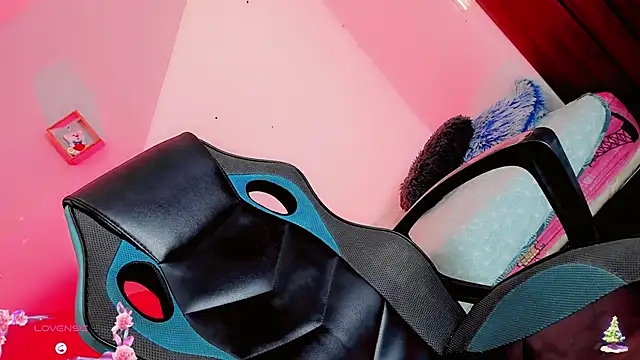 baby rous online show from December 16, 2025, 12:43 pm