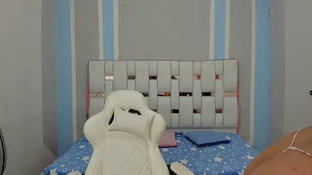 Snapshot of marsmith1 chatting on November 4, 2025, 4:44 am marsmith1 online show from November 4, 2025, 4:44 am