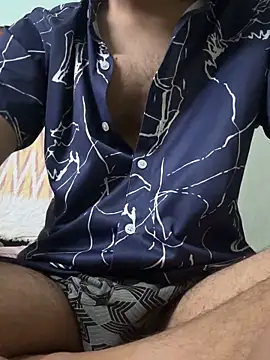 moonworshiper online show from May 9, 2026, 1:38 pm