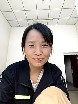 Haili-1 online show from October 16, 2025, 8:04 am