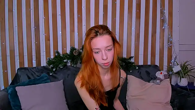 Snapshot of Lori_Williams chatting on December 23, 2025, 12:52 am Lori Williams online show from December 23, 2025, 12:52 am