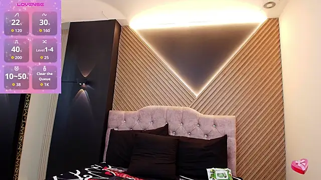 angelita martins online show from November 22, 2025, 8:41 pm