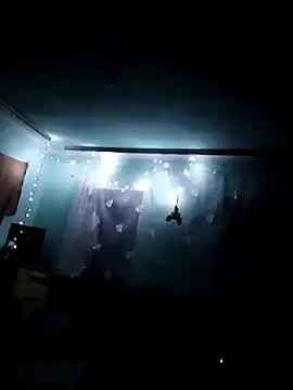 AlinaSiS online show from September 22, 2025, 1:51 am