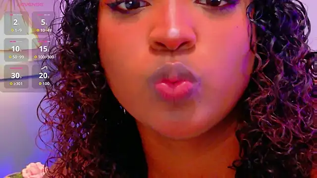 Cristal-Jonnes online show from October 11, 2025, 3:06 am