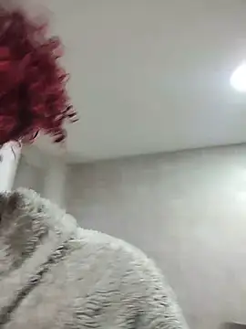 Pamelamiler   online show from October 31, 2025, 11:22 am