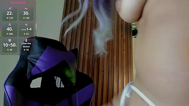 Snapshot of artemish__ chatting on February 5, 2026, 12:43 pm artemish online show from February 5, 2026, 12:43 pm